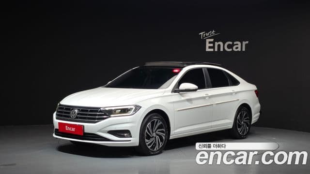 Volkswagen Jetta 2021 — ფოტო 1/20