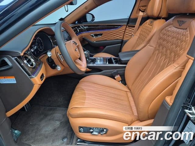Bentley Flying Spur 2021 — Şəkil 8/19