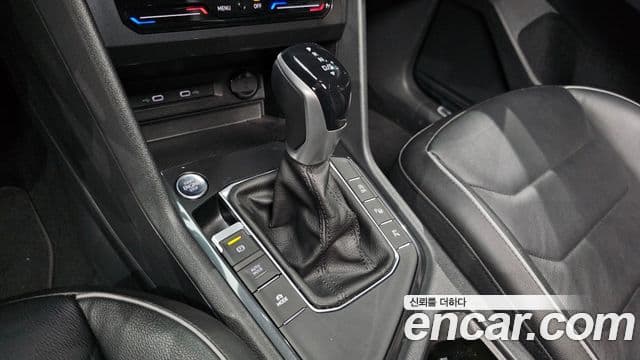 Volkswagen Tiguan 2022 — Şəkil 8/20