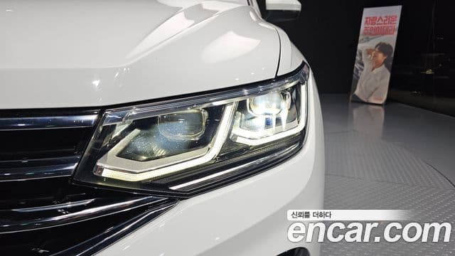 Volkswagen Tiguan 2022 — Photo 32/33