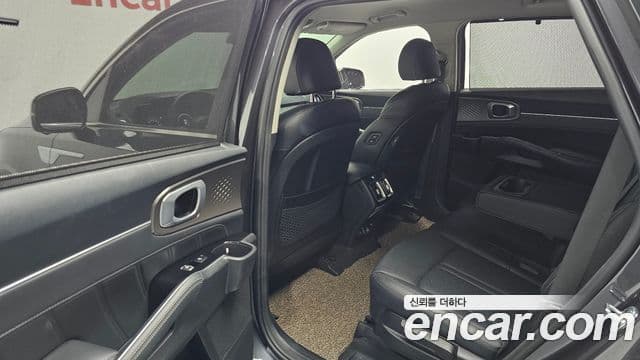 Kia Sorento 2020 — Фото 12/20