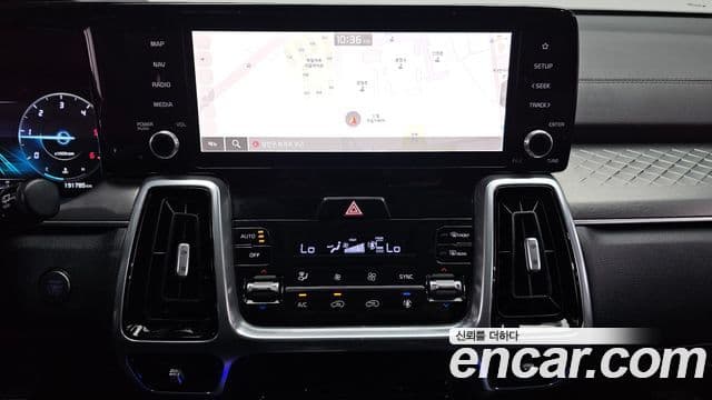 Kia Sorento 2020 — Фото 14/20