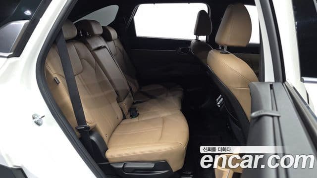 Kia Sorento 2023 — Фото 11/20