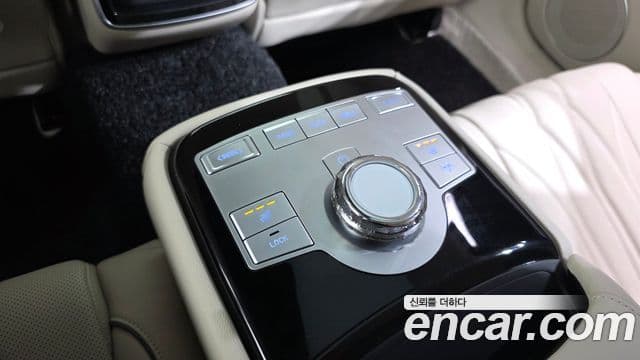Genesis G80 2024 — ფოტო 12/33