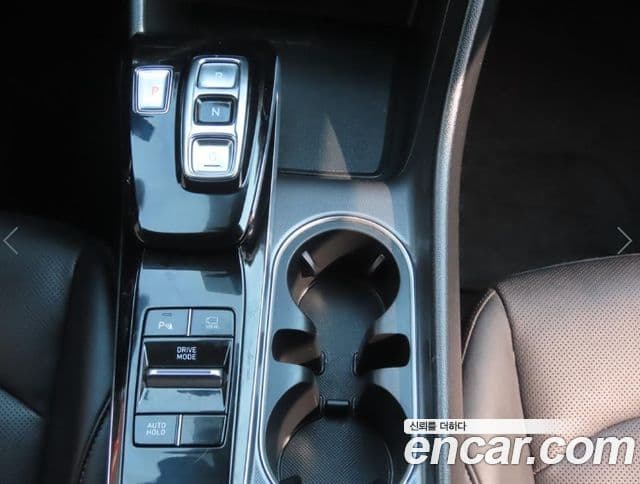 Hyundai Sonata 2022 — ფოტო 9/20