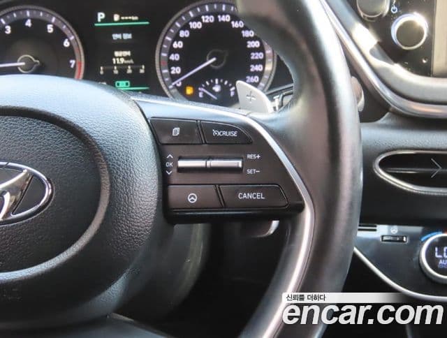 Hyundai Sonata 2022 — ფოტო 11/20