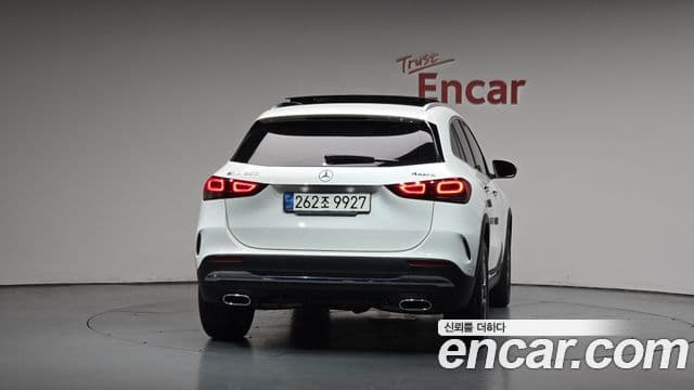 Mercedes-Benz GLA-Class 2021 — Şəkil 4/20