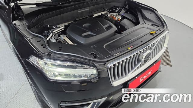 Volvo XC90 2020 — ფოტო 6/20