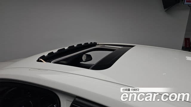 BMW 1 Series 2019 — Şəkil 16/20