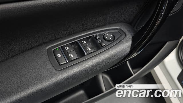 BMW 1 Series 2019 — Şəkil 17/20