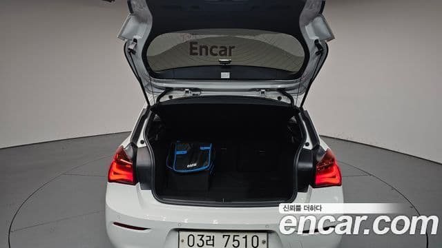 BMW 1 Series 2019 — фото 20 из 20