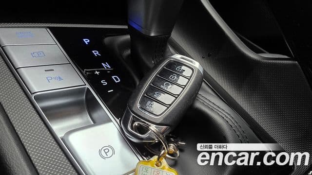 Hyundai The New Avante Hybrid 2020 — Şəkil 10/33