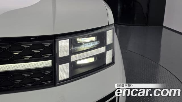 Hyundai Santa Fe 2024 — Photo 25/36