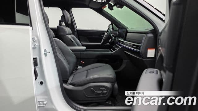 Hyundai Santa Fe 2024 — Photo 31/36