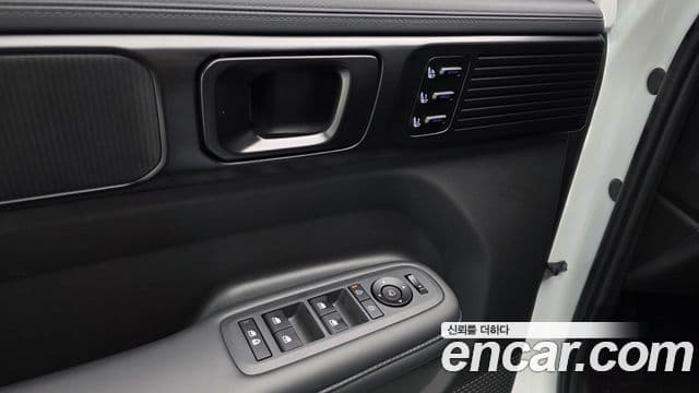 Hyundai Santa Fe 2024 — Photo 3/36