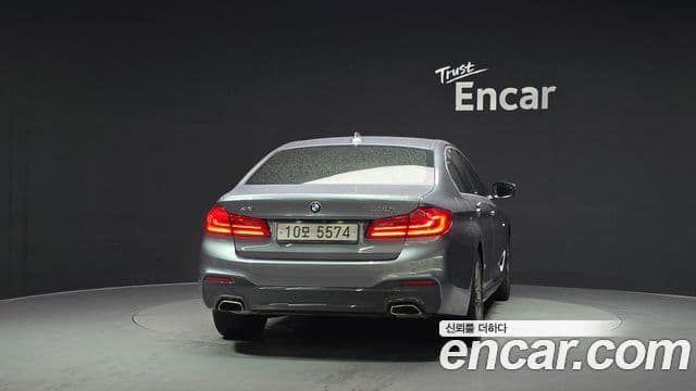 BMW 5 Series 2018 — Şəkil 4/20