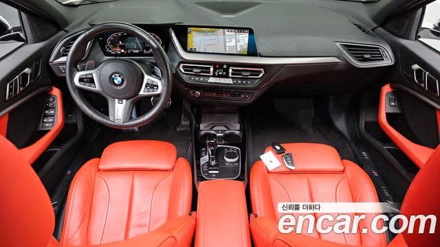BMW 1 Series 2021 — фото 6 из 20