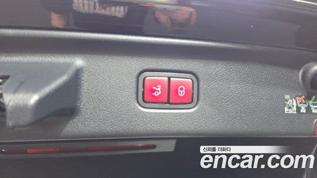Mercedes-Benz S-Class 2025 — Photo 9/37