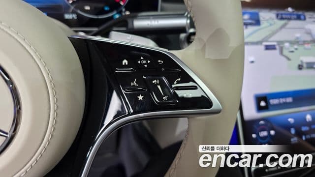 Mercedes-Benz S-Class 2025 — Photo 20/37