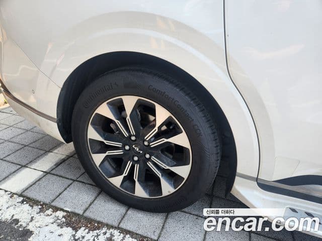 Kia Carnival 2021 — Фото 9/20