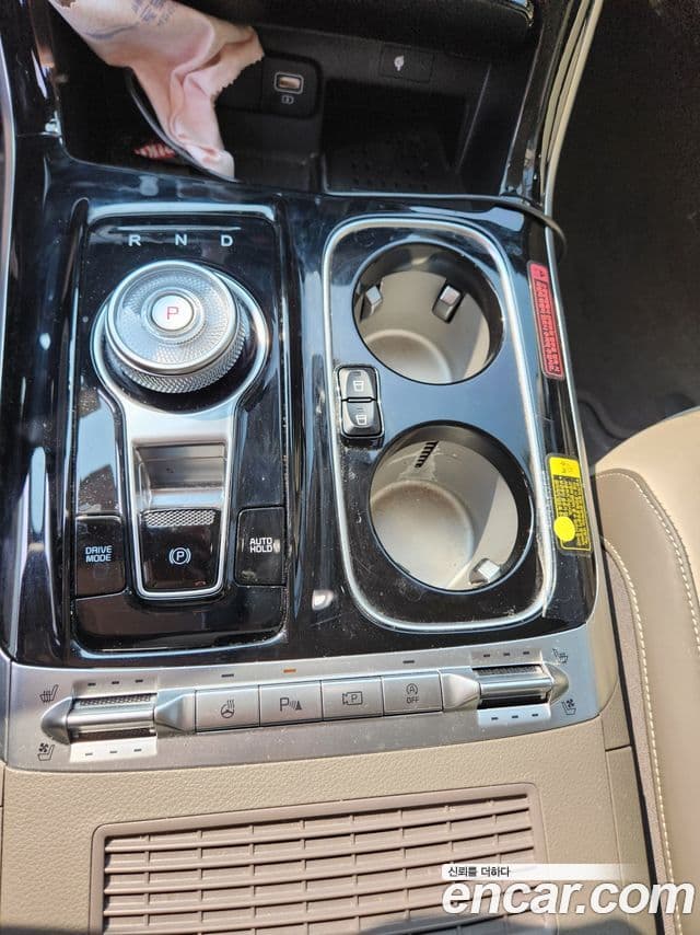 Kia Carnival 2021 — Şəkil 13/20