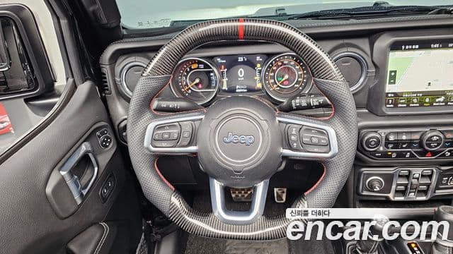 Jeep Wrangler 2021 — Şəkil 13/20