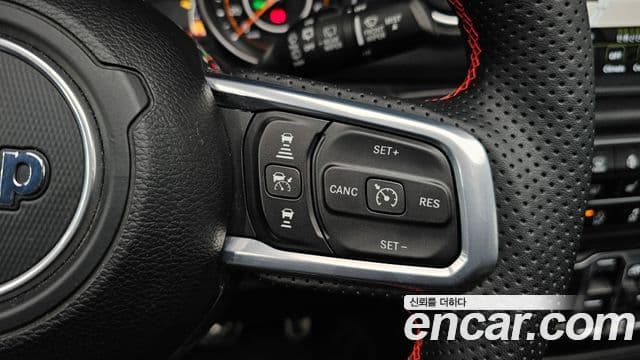 Jeep Wrangler 2021 — Şəkil 16/20