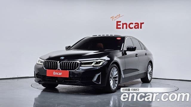 BMW 5 Series 2022 — Şəkil 1/20