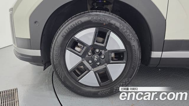 Hyundai Santa Fe 2024 — ფოტო 5/20