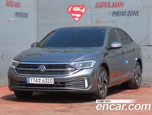 Volkswagen Jetta 2023 — ფოტო 9/19