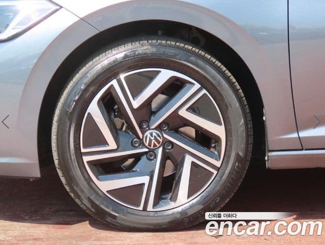 Volkswagen Jetta 2023 — ფოტო 19/19