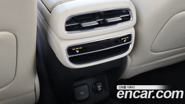Genesis GV80 2020 — Şəkil 19/20