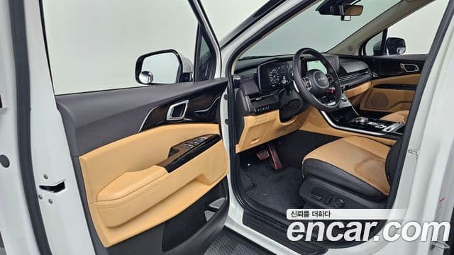 Kia Carnival 2023 — Фото 10/20