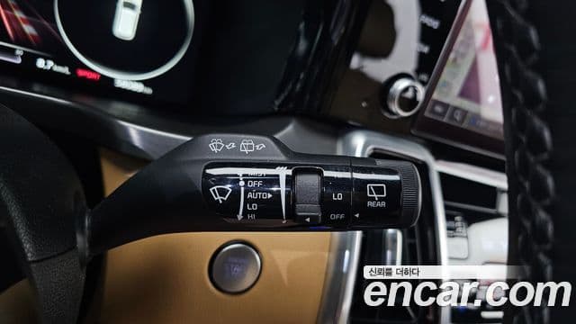 Kia Sorento 2021 — Фото 17/20