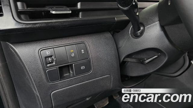Hyundai Staria 2021 — фото 20 из 20