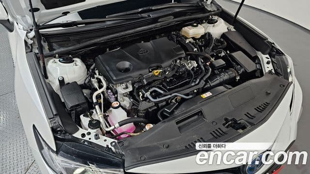 Toyota Camry 2023 — Photo 18/32