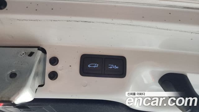 Hyundai Staria 2024 — ფოტო 16/20