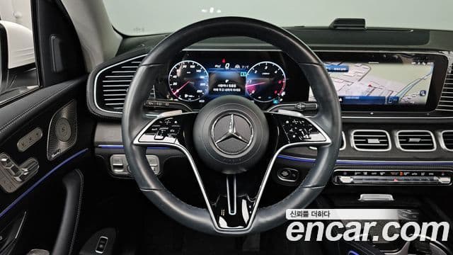 Mercedes-Benz GLE-Class 2024 — Şəkil 13/20