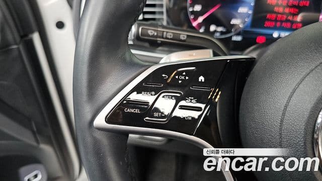 Mercedes-Benz GLE-Class 2024 — Photo 10/34