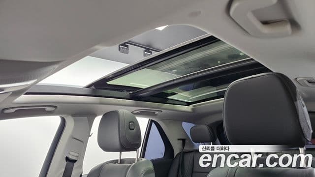 Mercedes-Benz GLE-Class 2024 — Photo 6/34
