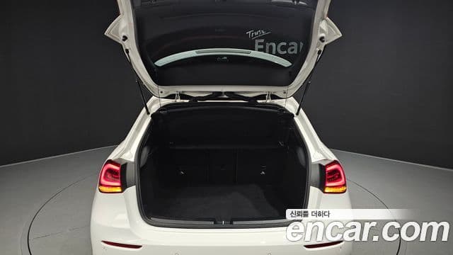Mercedes-Benz A-Class 2023 — Şəkil 20/20