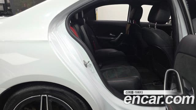 Mercedes-Benz A-Class 2020 — Şəkil 11/20