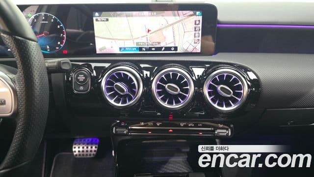 Mercedes-Benz A-Class 2020 — Şəkil 13/20