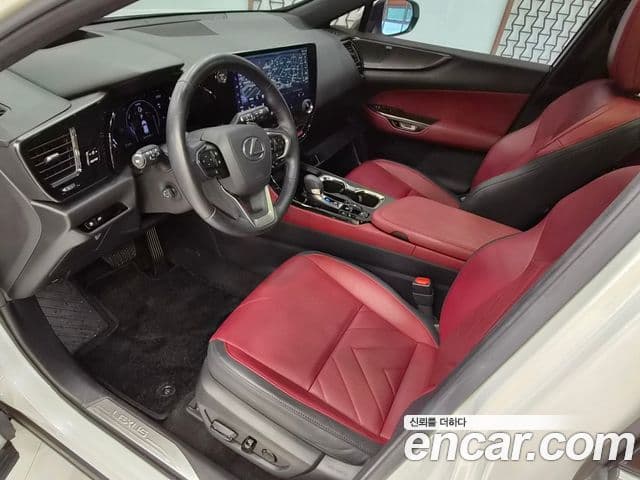 Lexus NX350h 2022 — Şəkil 10/15
