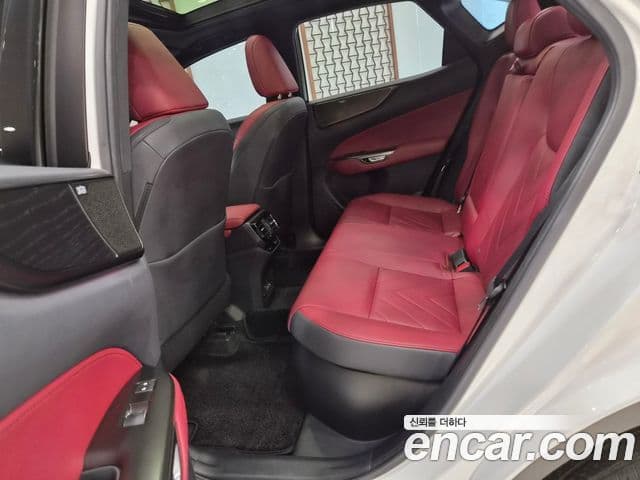 Lexus NX350h 2022 — Şəkil 14/15