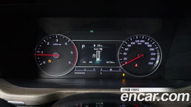 Kia Sorento 2022 — ფოტო 8/20