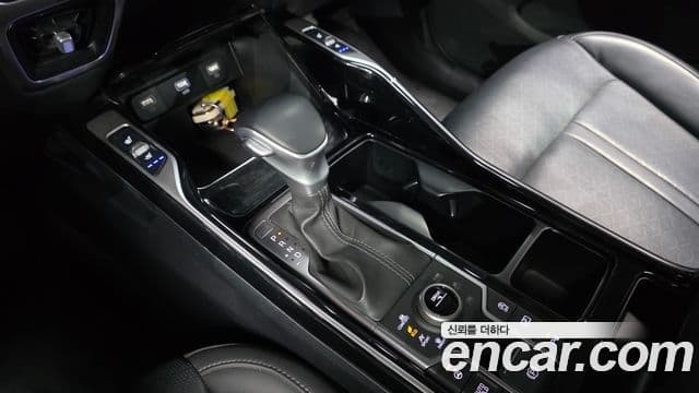 Kia Sorento 2022 — ფოტო 9/20