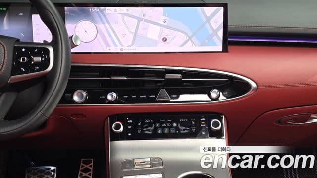 Genesis GV70 2024 — ფოტო 13/20