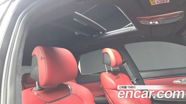 Genesis GV70 2024 — ფოტო 16/20