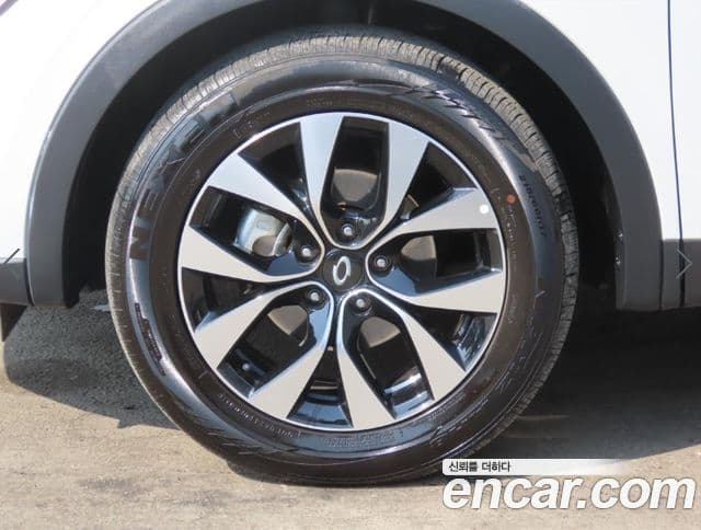 Renault Samsung XM3 2023 — ფოტო 19/19
